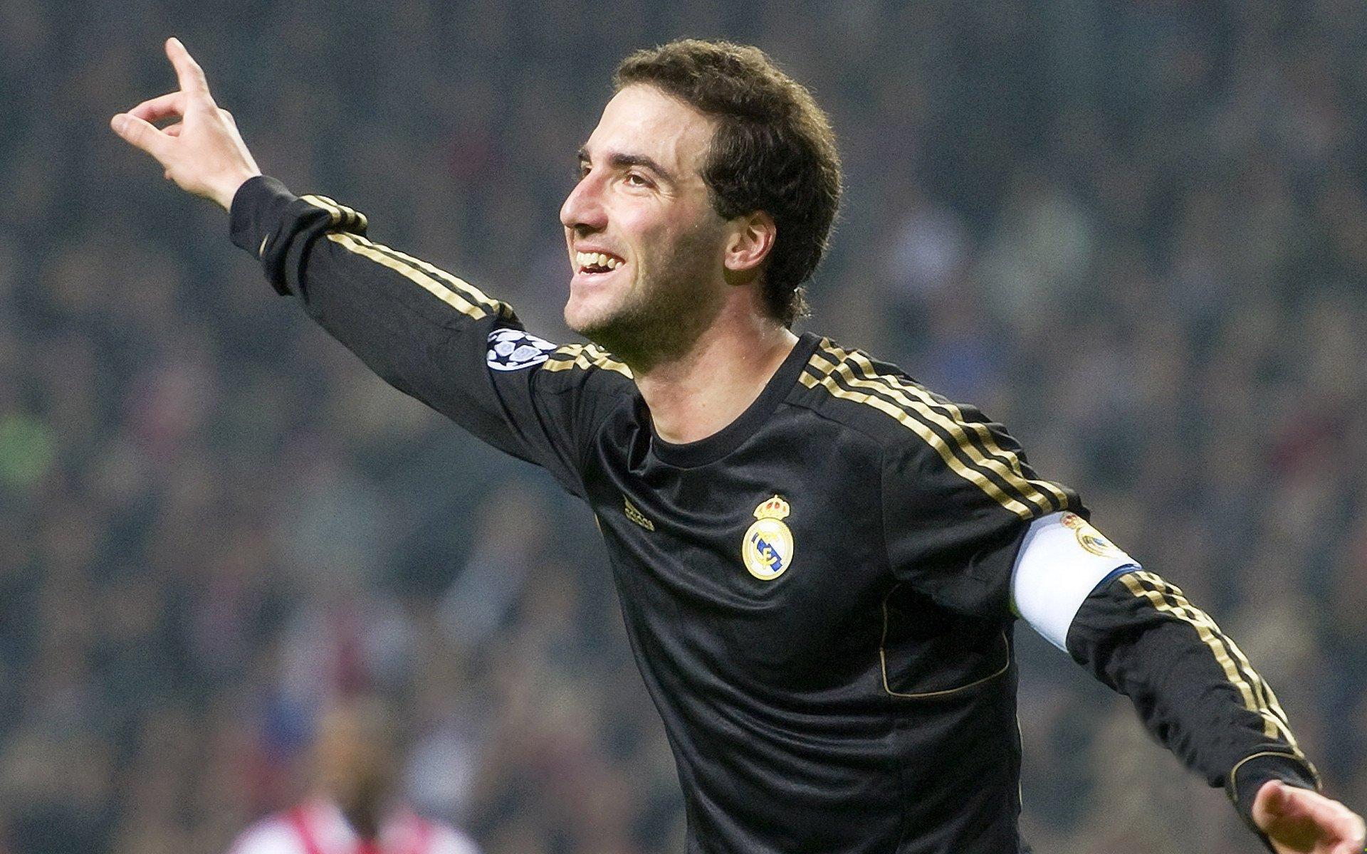 中国女排力克强敌巴西队,挺进世界联赛四强