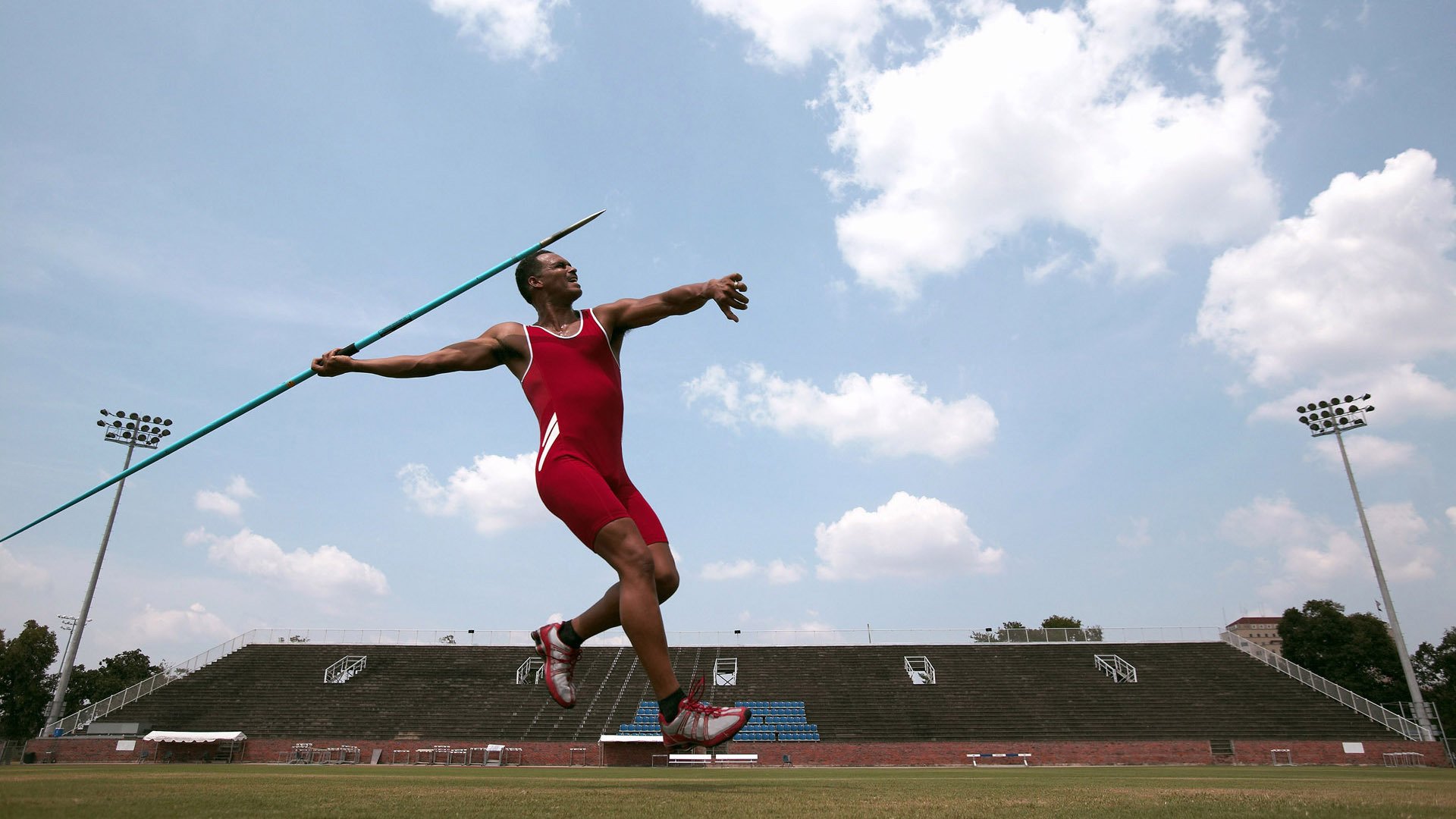攀岩新星闪耀国际赛场,中国选手勇夺世界杯分站赛冠军