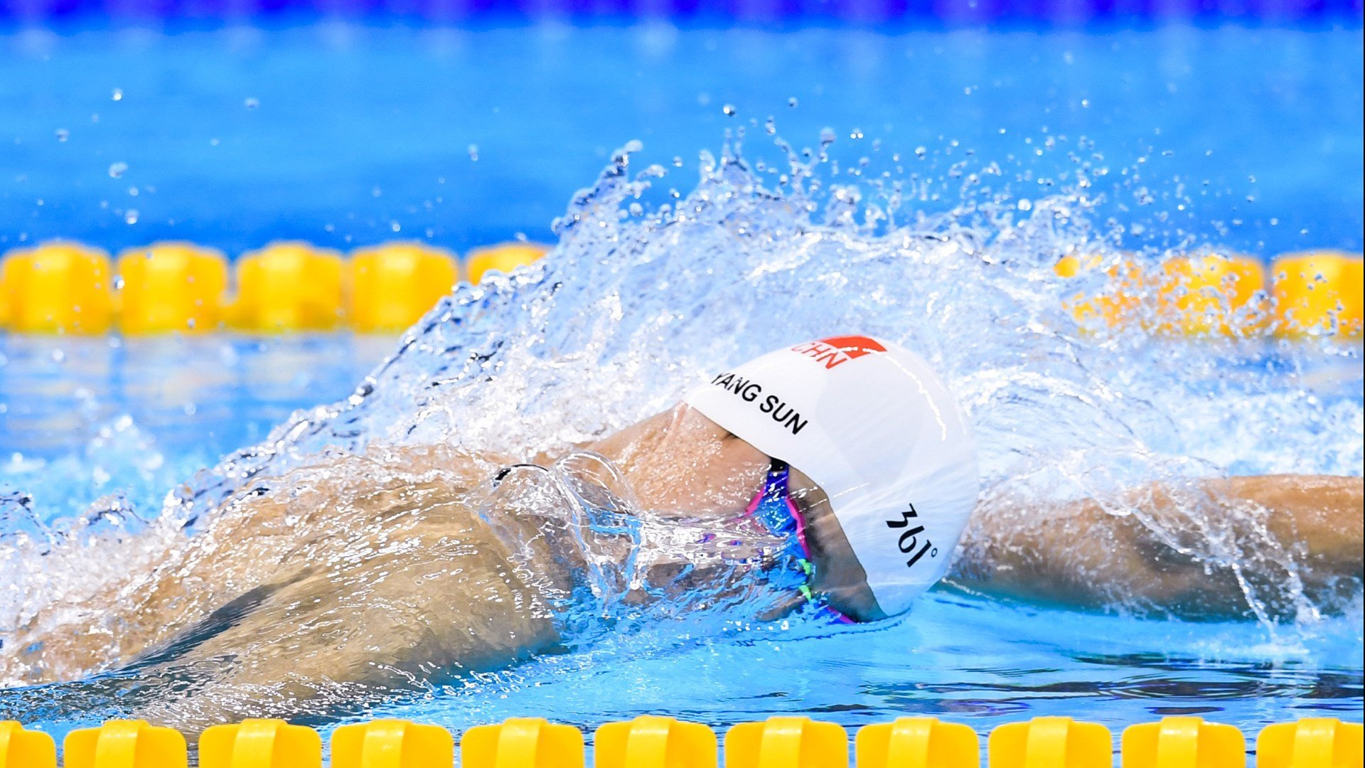 中国竞走队再创佳绩 世锦赛包揽男女20公里双冠